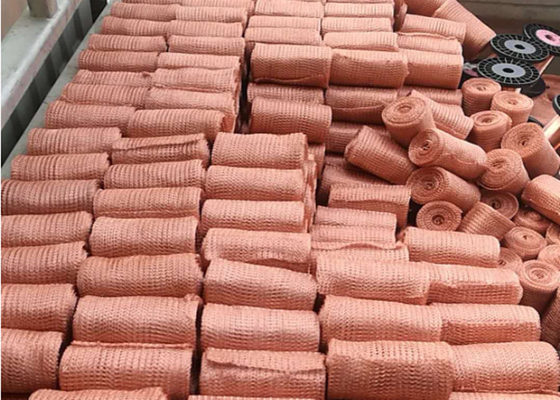 8mm SS304 ผ้าตาข่ายถัก ODM ทนต่ออุณหภูมิสูง 800 Degrees